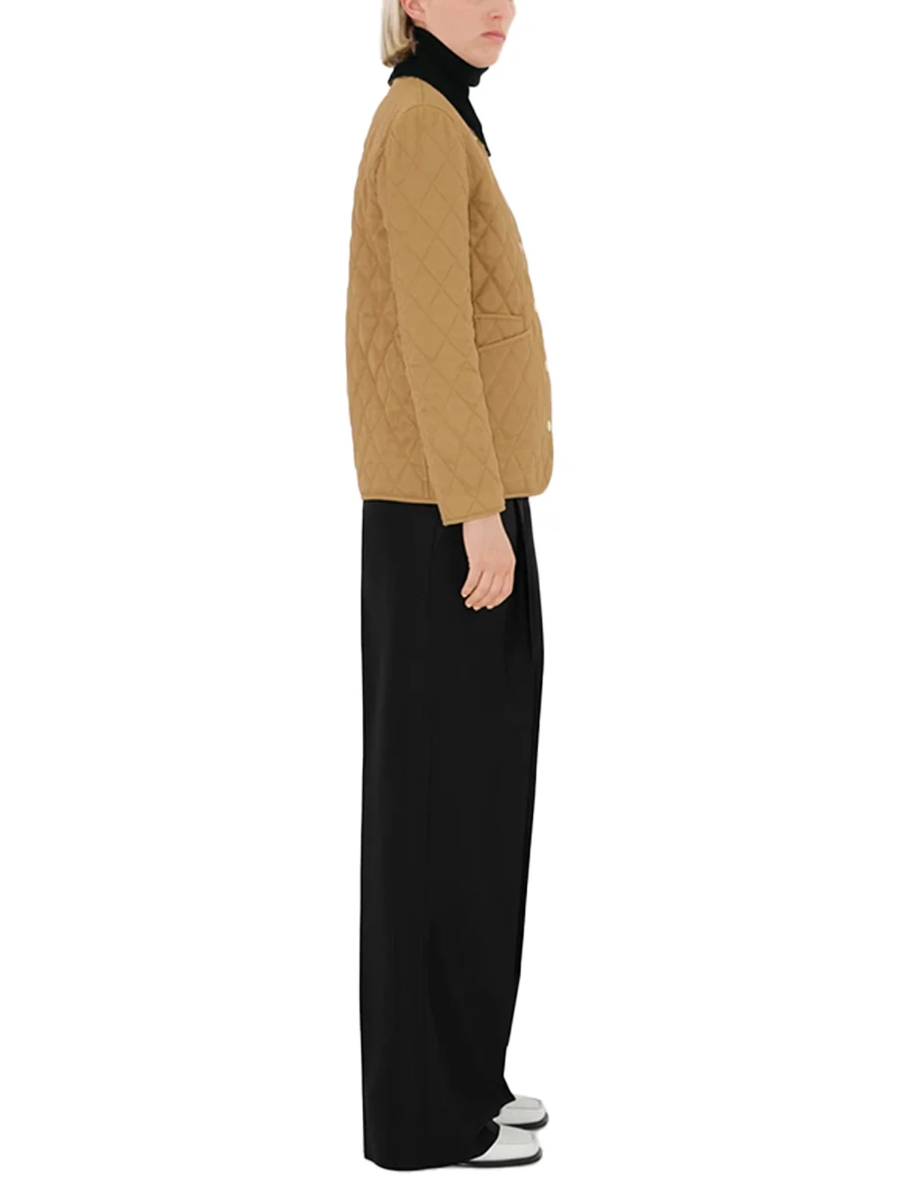 Burberry Women Quilted Barn Jacket Camel - Image 3