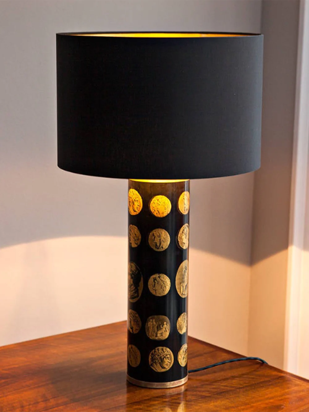 Fornasetti 1960 Piero Cameo Table Lamps - Image 4