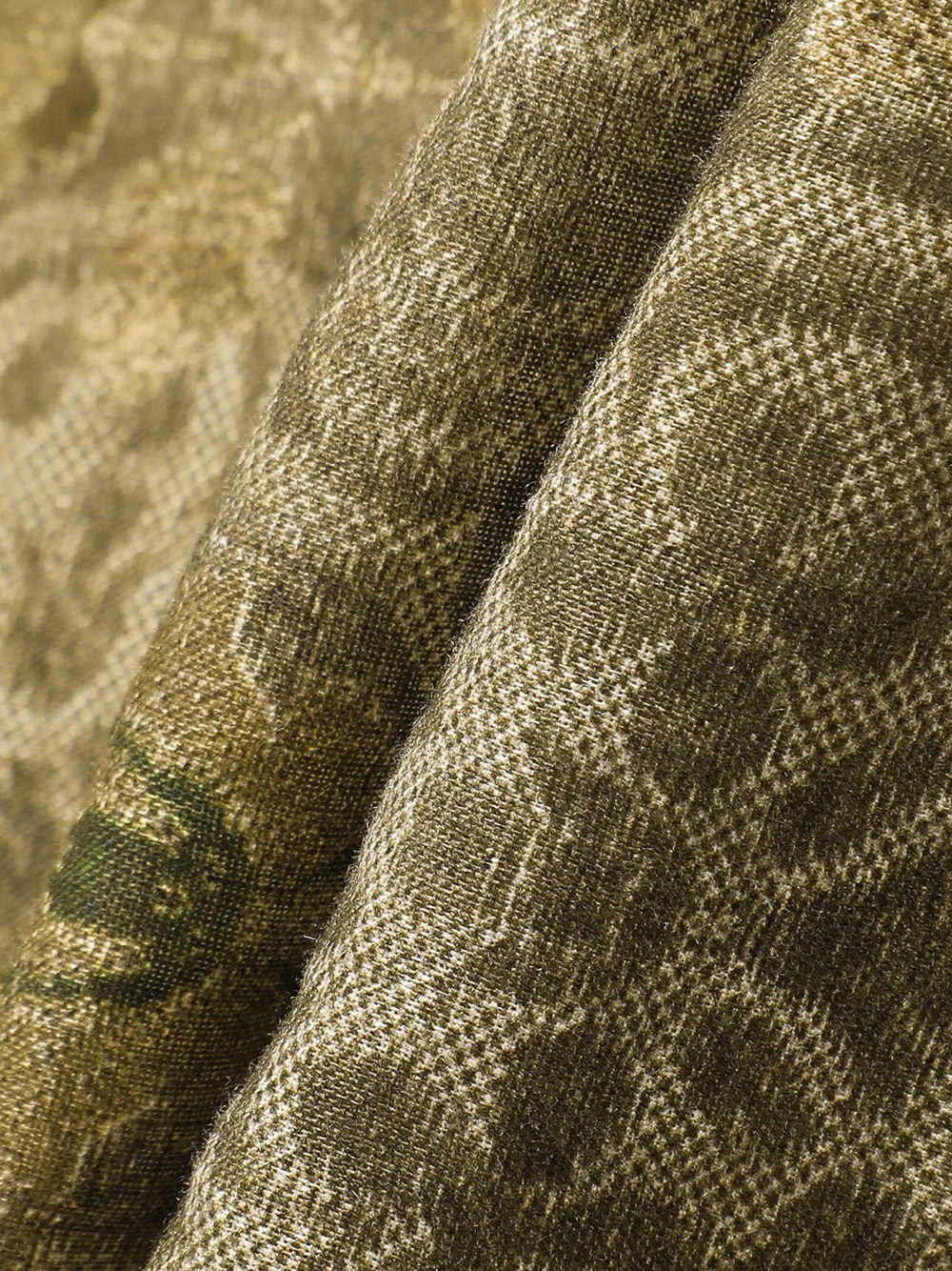Into The East Women Moss Green Tone-on-Tone Printed Linen Shirt - Image 7
