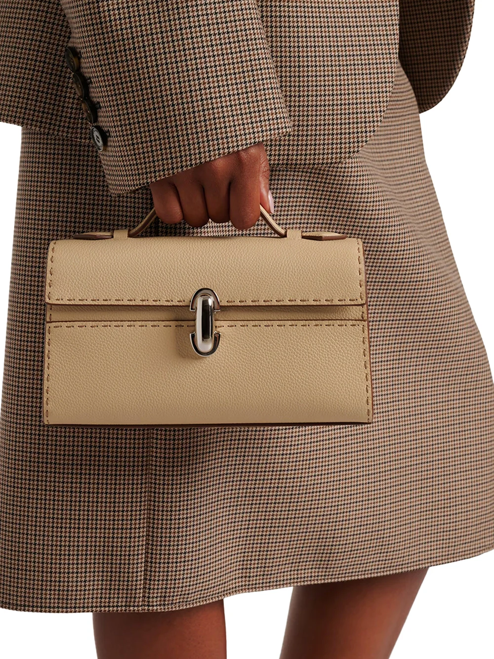 Savette symmetry pochette in grained leather Bone Bag - Image 4