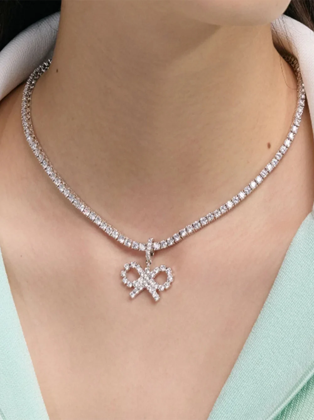 Self-Portrait Crystal Bow Necklace Silver - Image 3