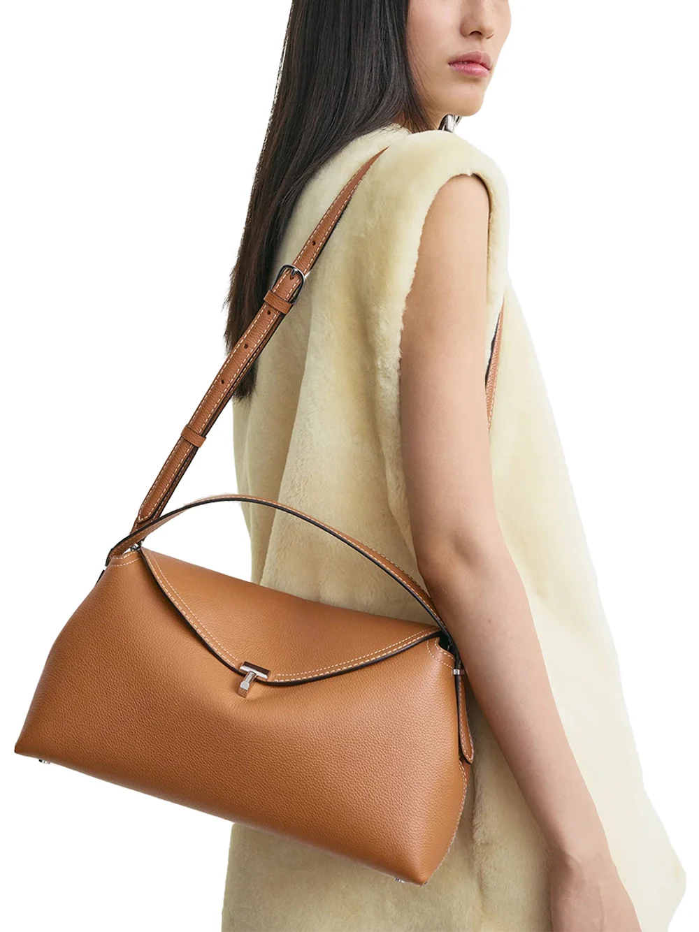 Toteme T-Lock Grained Leather Top Handle Bag Tan - Image 3