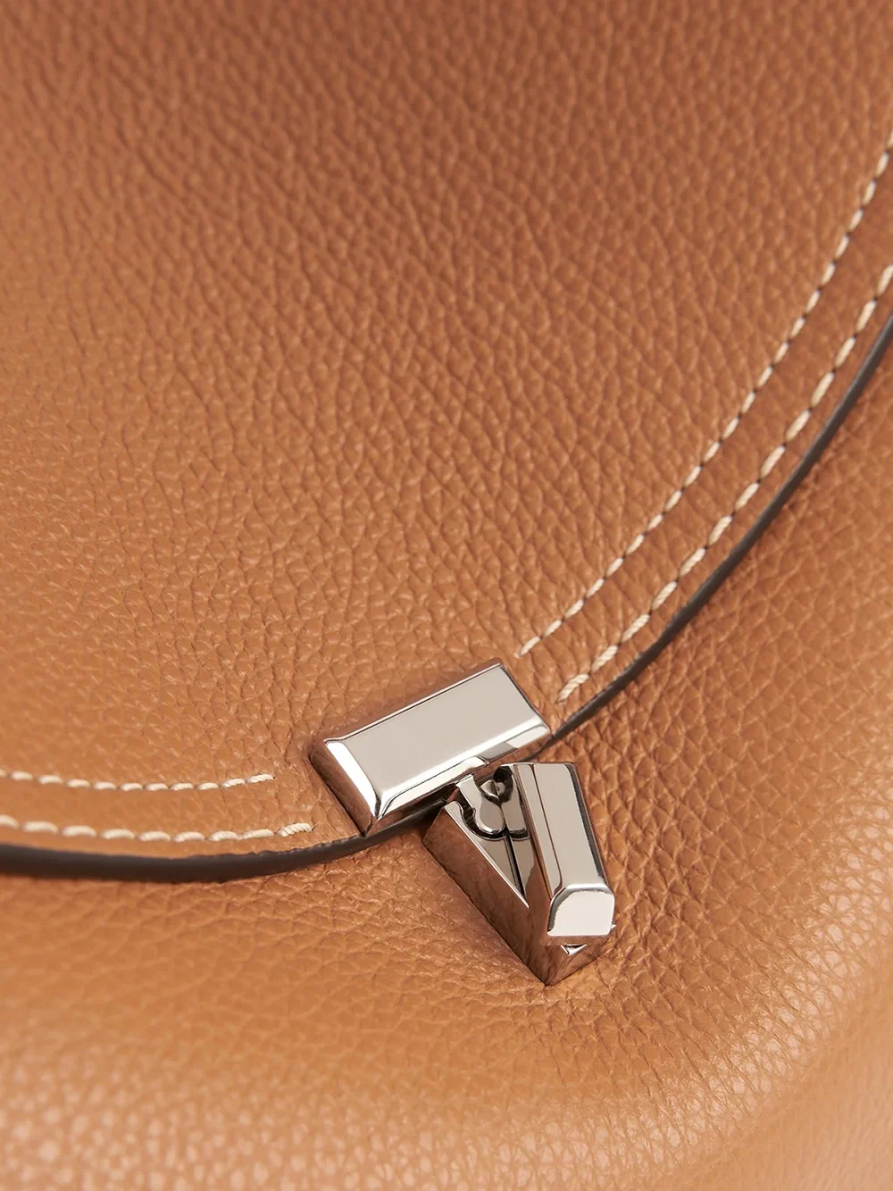 Toteme T-Lock Grained Leather Top Handle Bag Tan - Image 6