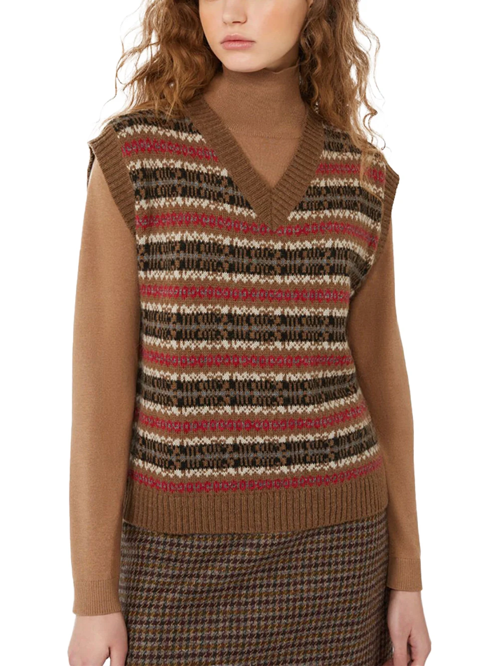 Weekend Maxmara Wool and Alpaca Jacquard Gilet Camel - Image 4